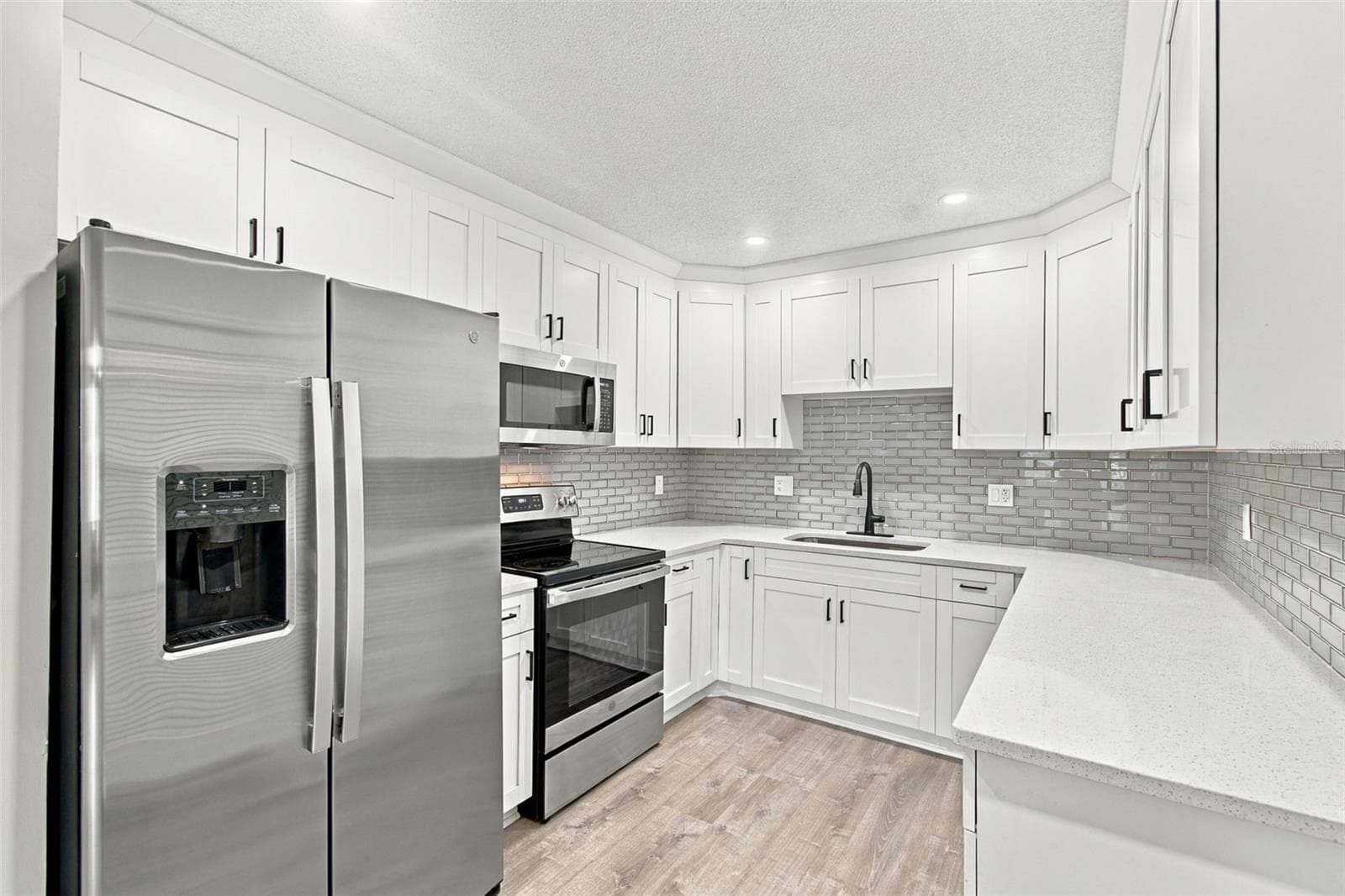 Duplex at 2801 BURTS AVE, TAMPA, photo 10 of 53