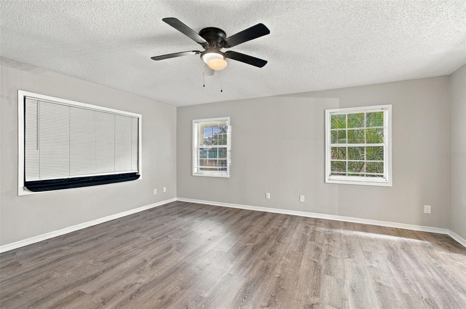 Duplex at 2801 BURTS AVE, TAMPA, photo 16 of 53