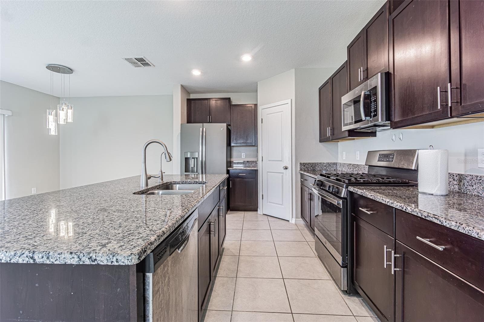Single Family Residence at 5102 DANDELION ST, APOLLO BEACH, photo 11 of 35