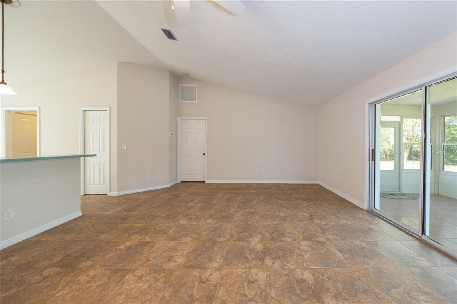 Open floor plan - 141 BREN MAR LN, PALM COAST