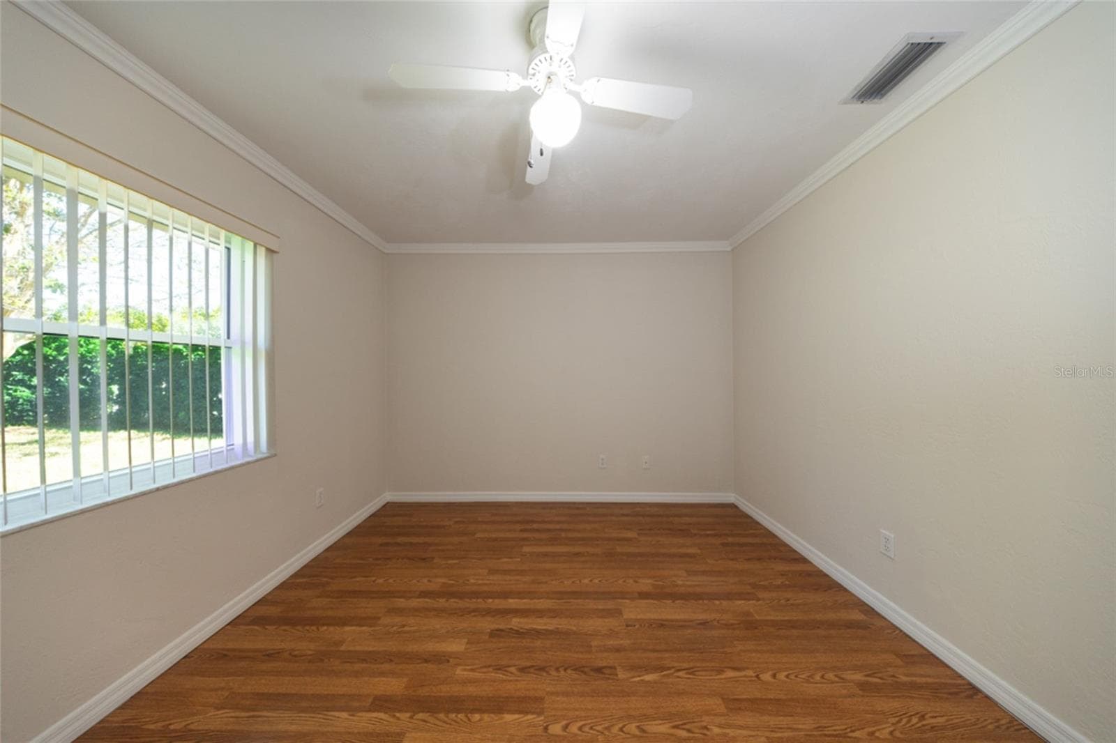 Bedroom #2 with large window for natural light - 141 BREN MAR LN, PALM COAST