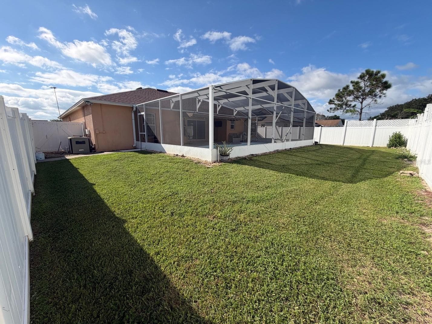 Single Family Residence at 7002 SUMMIT CIR, WINTER HAVEN, photo 24 of 25