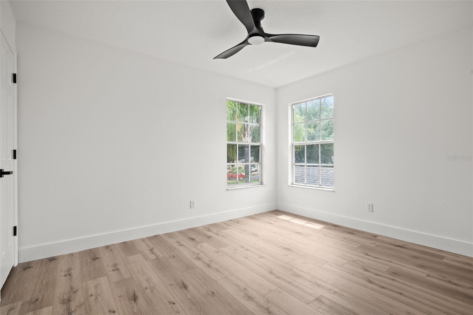 Single Family Residence at 10224 MERRIMAC MANOR DR, RIVERVIEW, photo 19 of 39