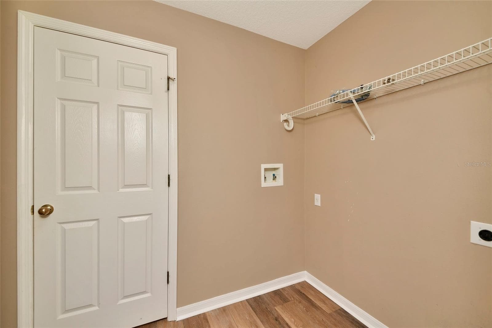 Laundry - 10919 BANYAN WOOD WAY, RIVERVIEW