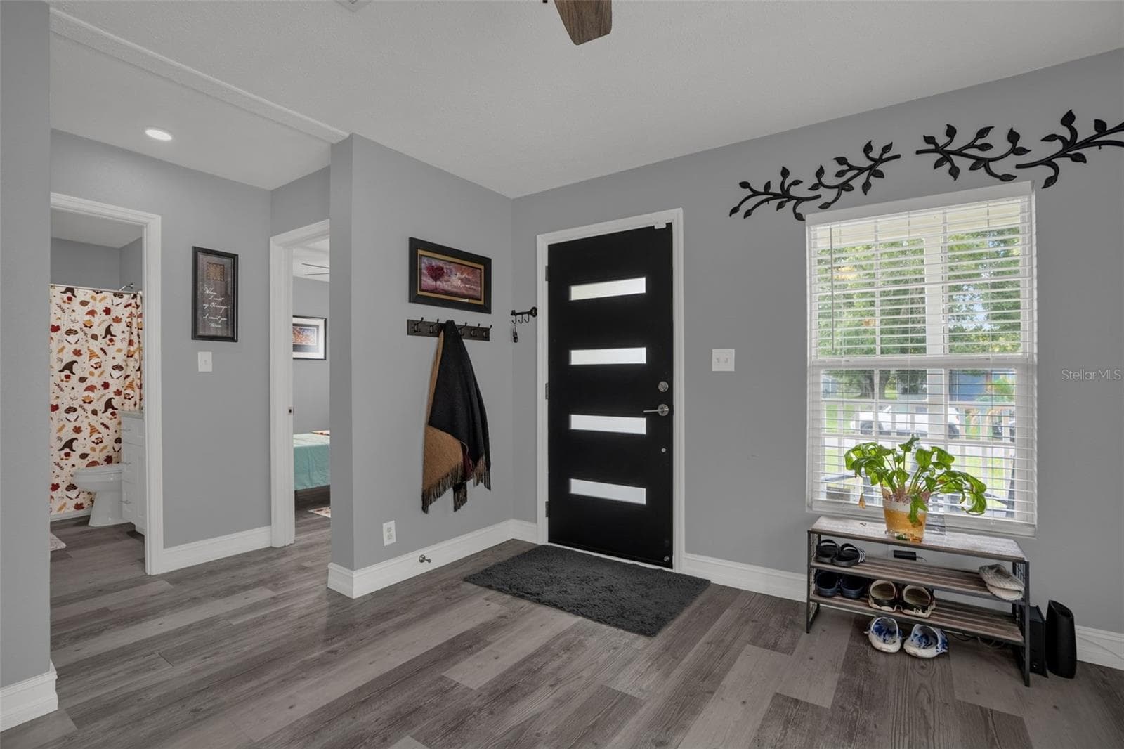 Entry Area - 203 ELLSWORTH DR, KISSIMMEE