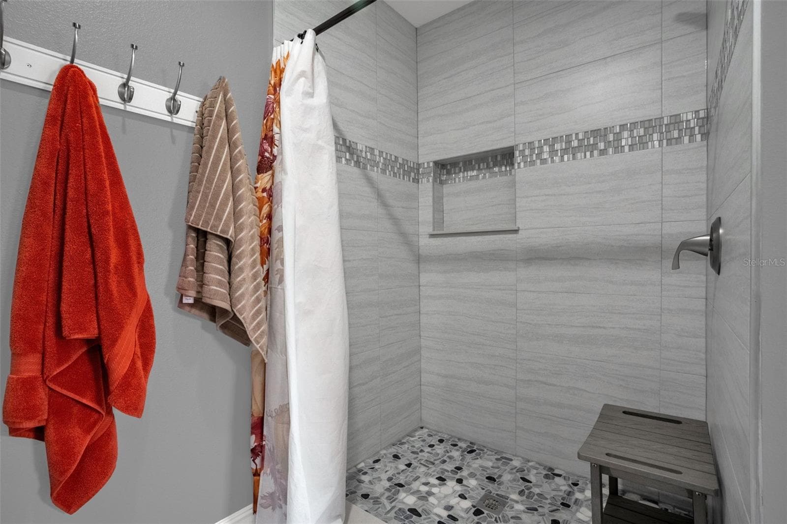Primary Shower - 203 ELLSWORTH DR, KISSIMMEE