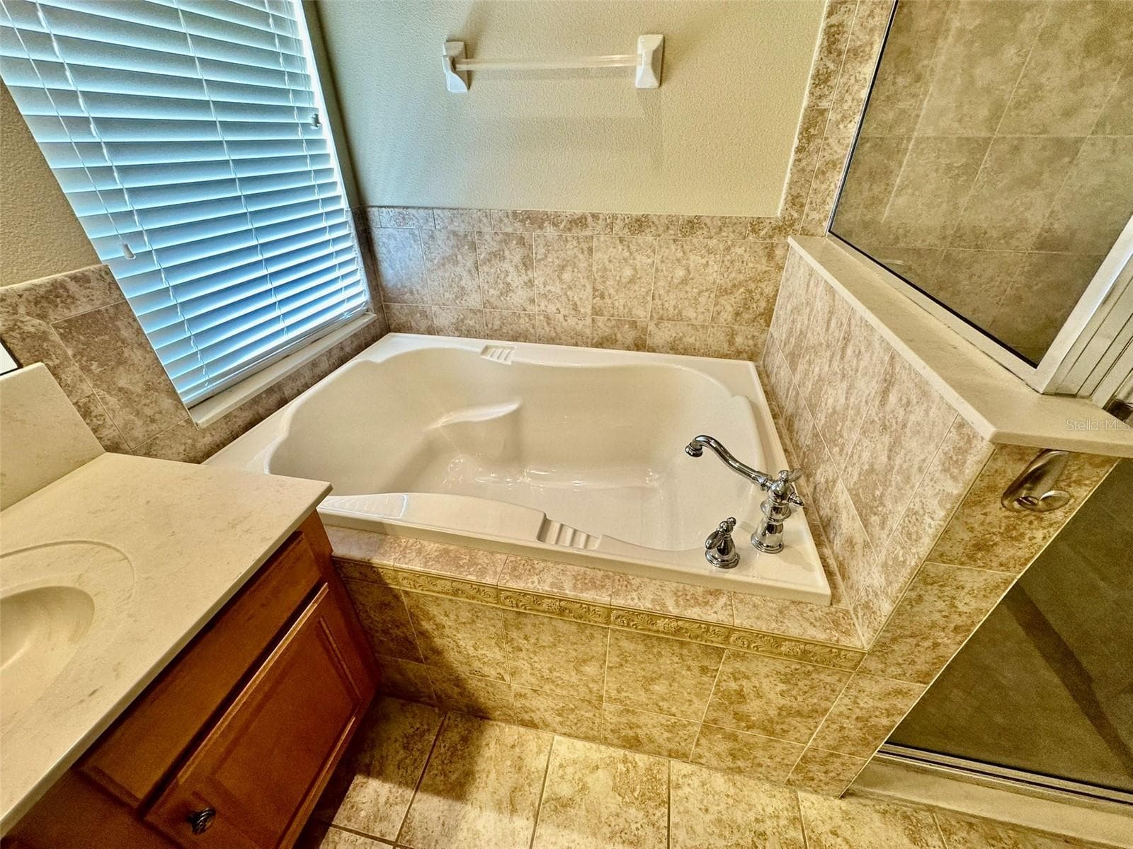 Single Family Residence at 12348 SILTON PEACE DR, RIVERVIEW, photo 14 of 56