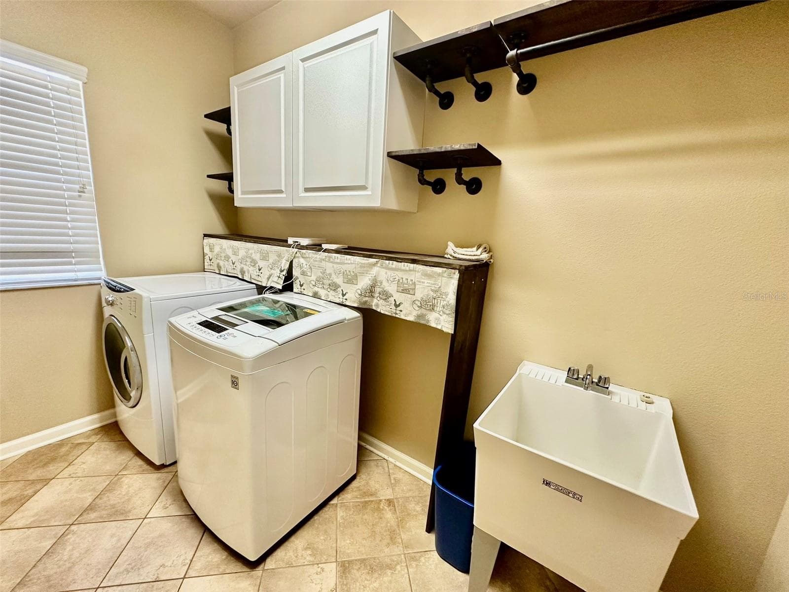 Laundry Room - 12348 SILTON PEACE DR, RIVERVIEW