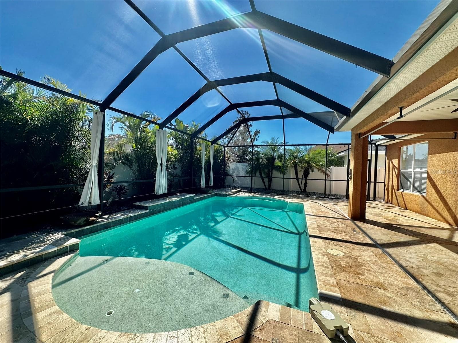 Private Oasis - 12348 SILTON PEACE DR, RIVERVIEW