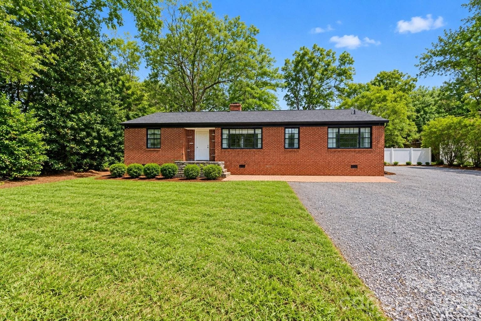8911 Mt Holly-Huntersville Road