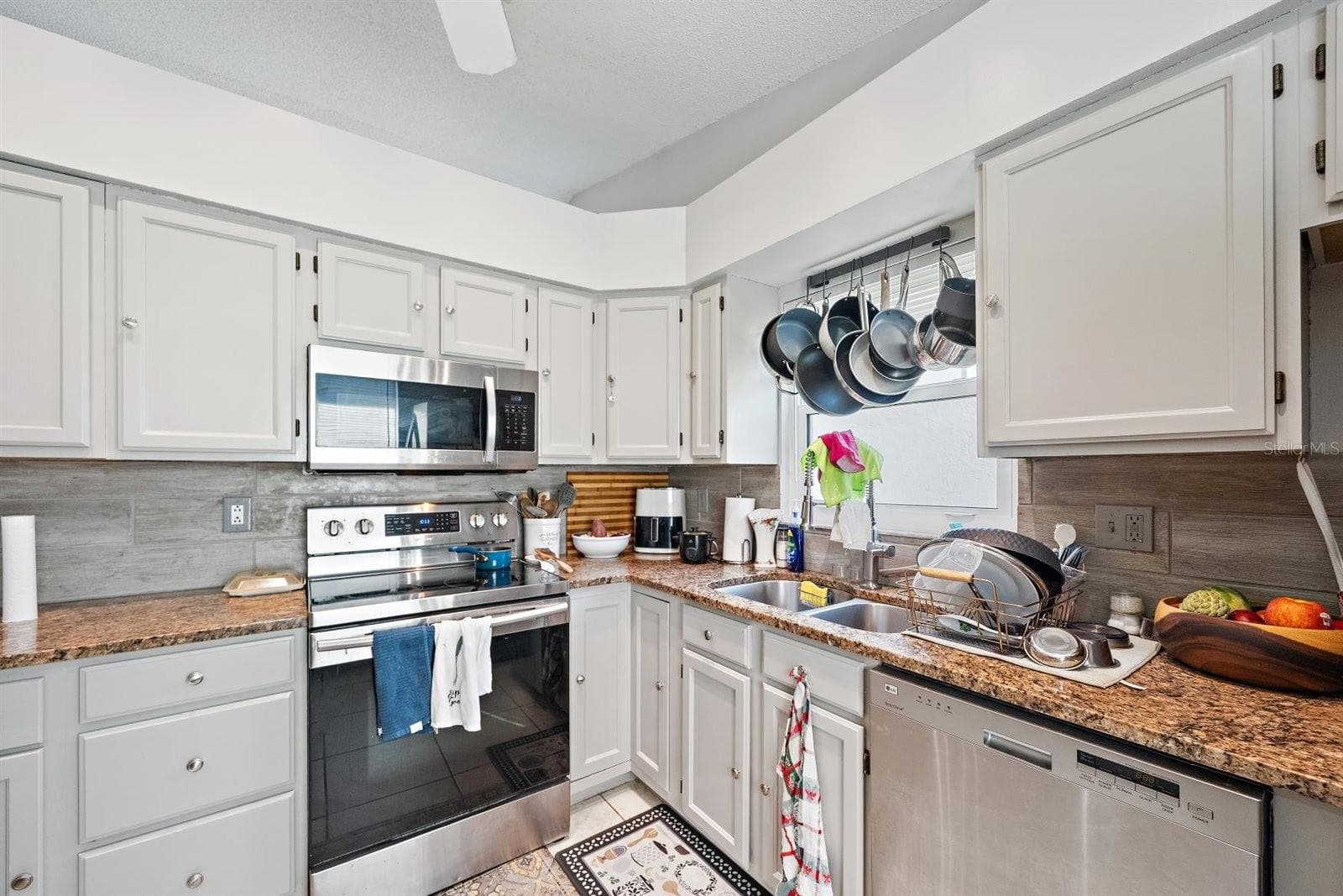Single Family Residence at 4759 RAINTREE STREET CIR E, BRADENTON, photo 19 of 39