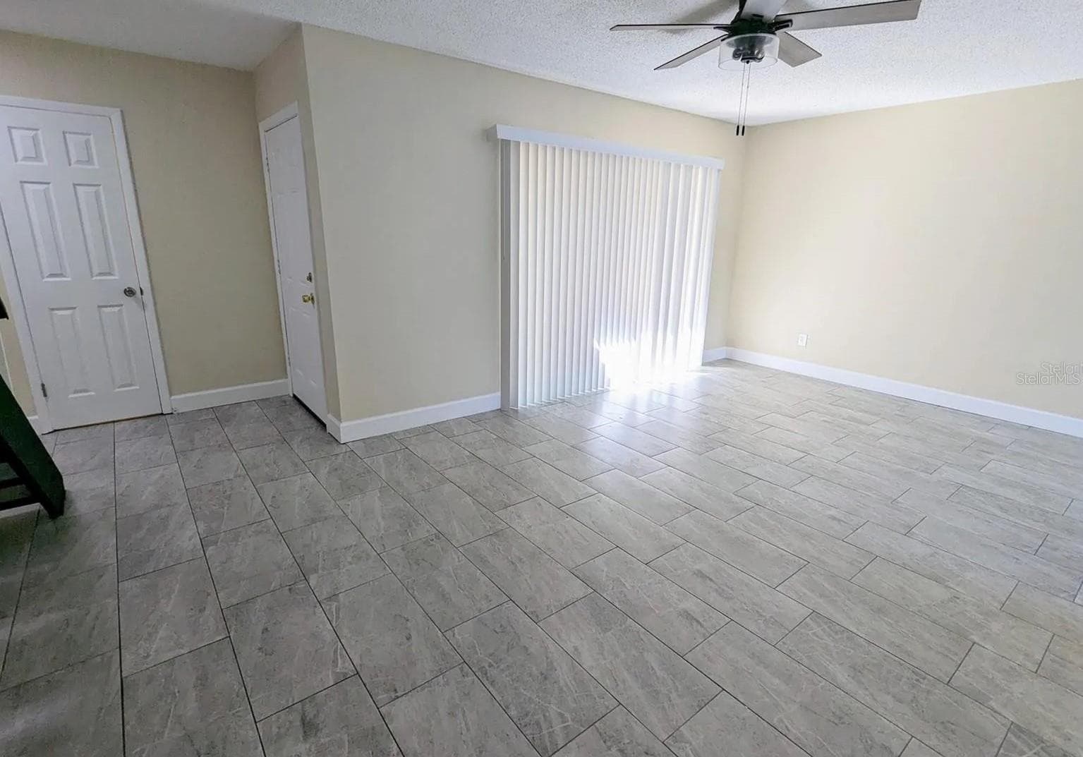 Townhouse at 3111 CREEKGLEN CT, BRANDON, photo 7 of 14
