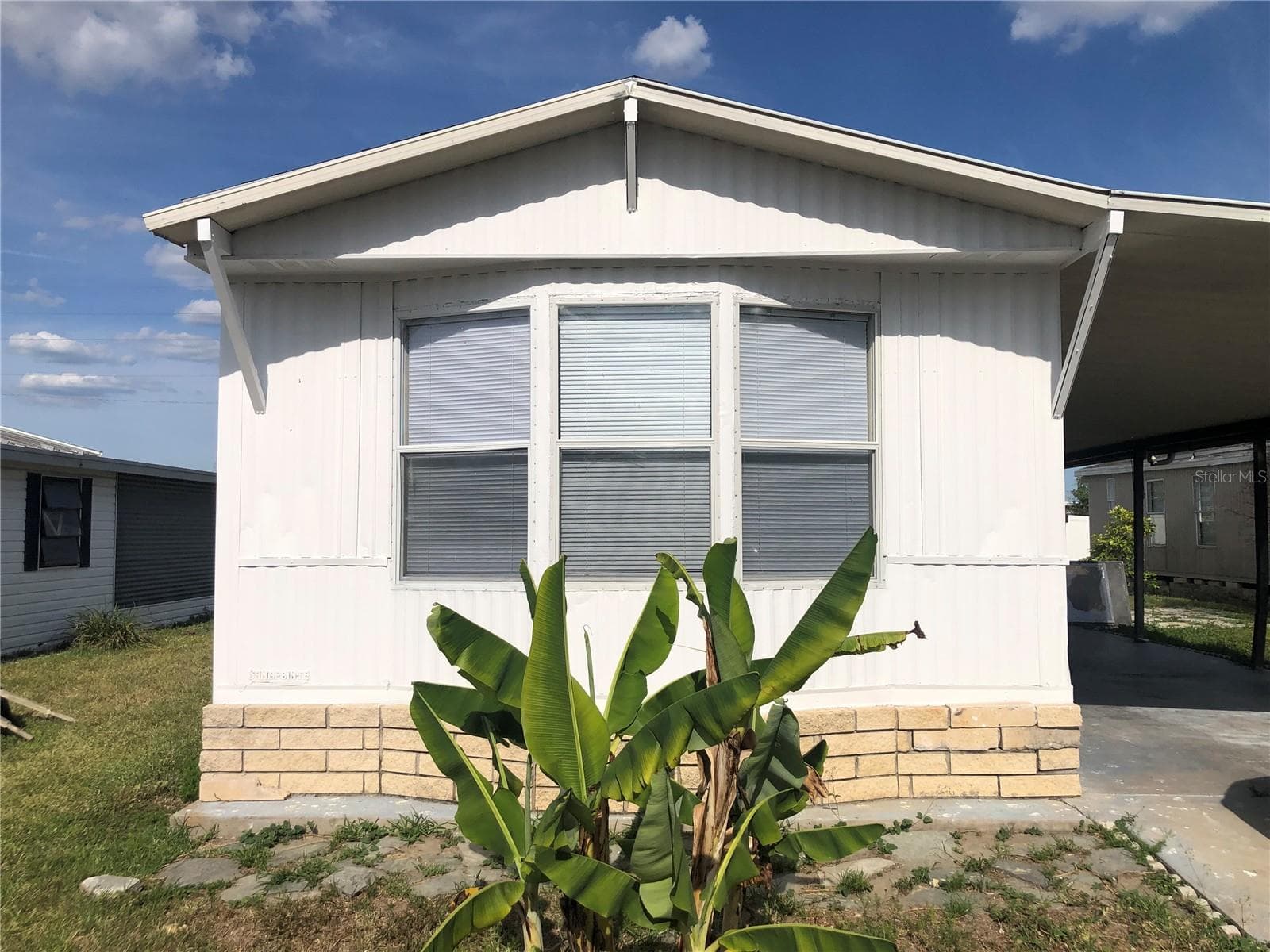 Manufactured Home at 5304 CROTON ST, ZEPHYRHILLS, photo 2 of 32