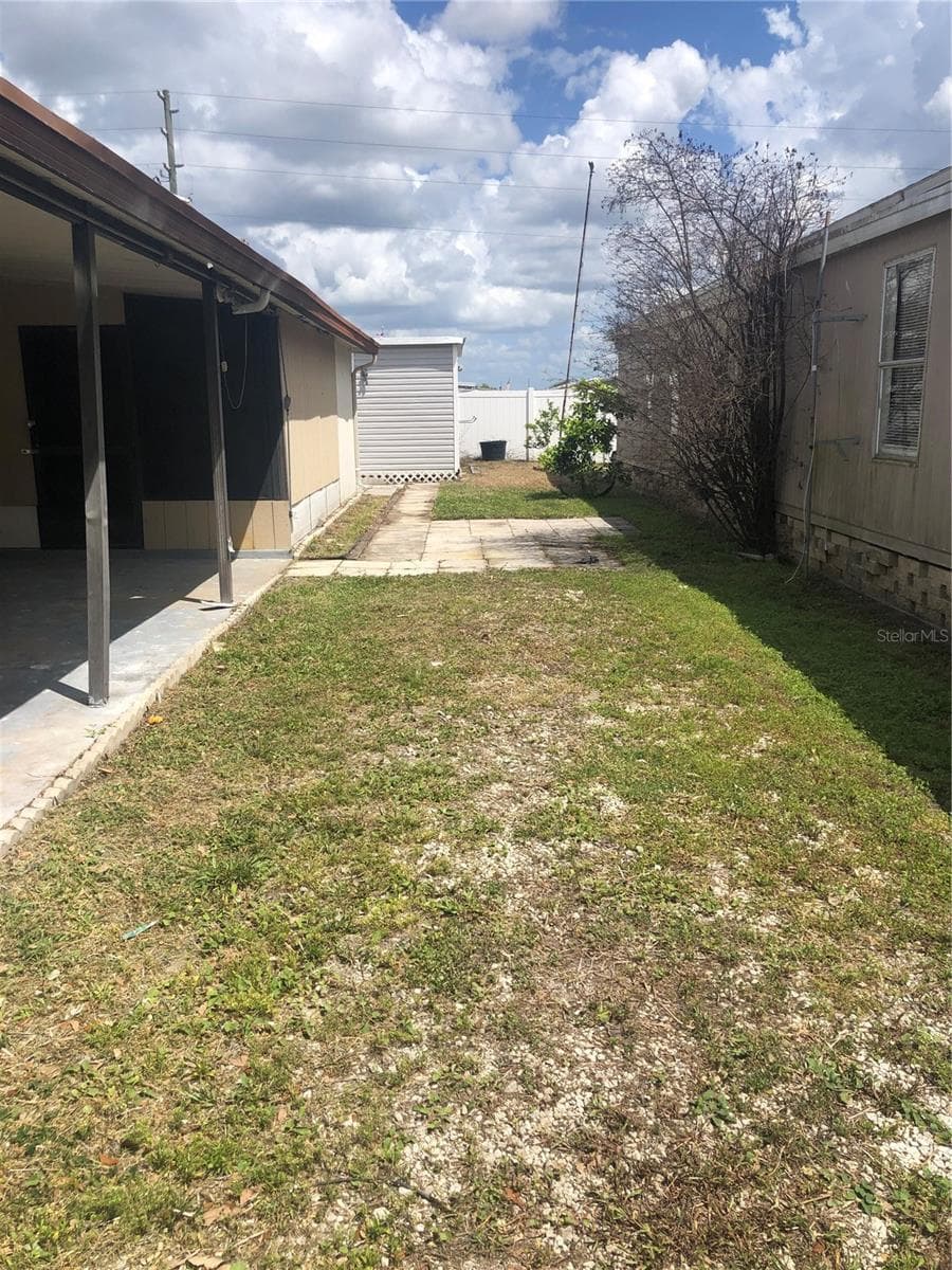 Manufactured Home at 5304 CROTON ST, ZEPHYRHILLS, photo 5 of 32