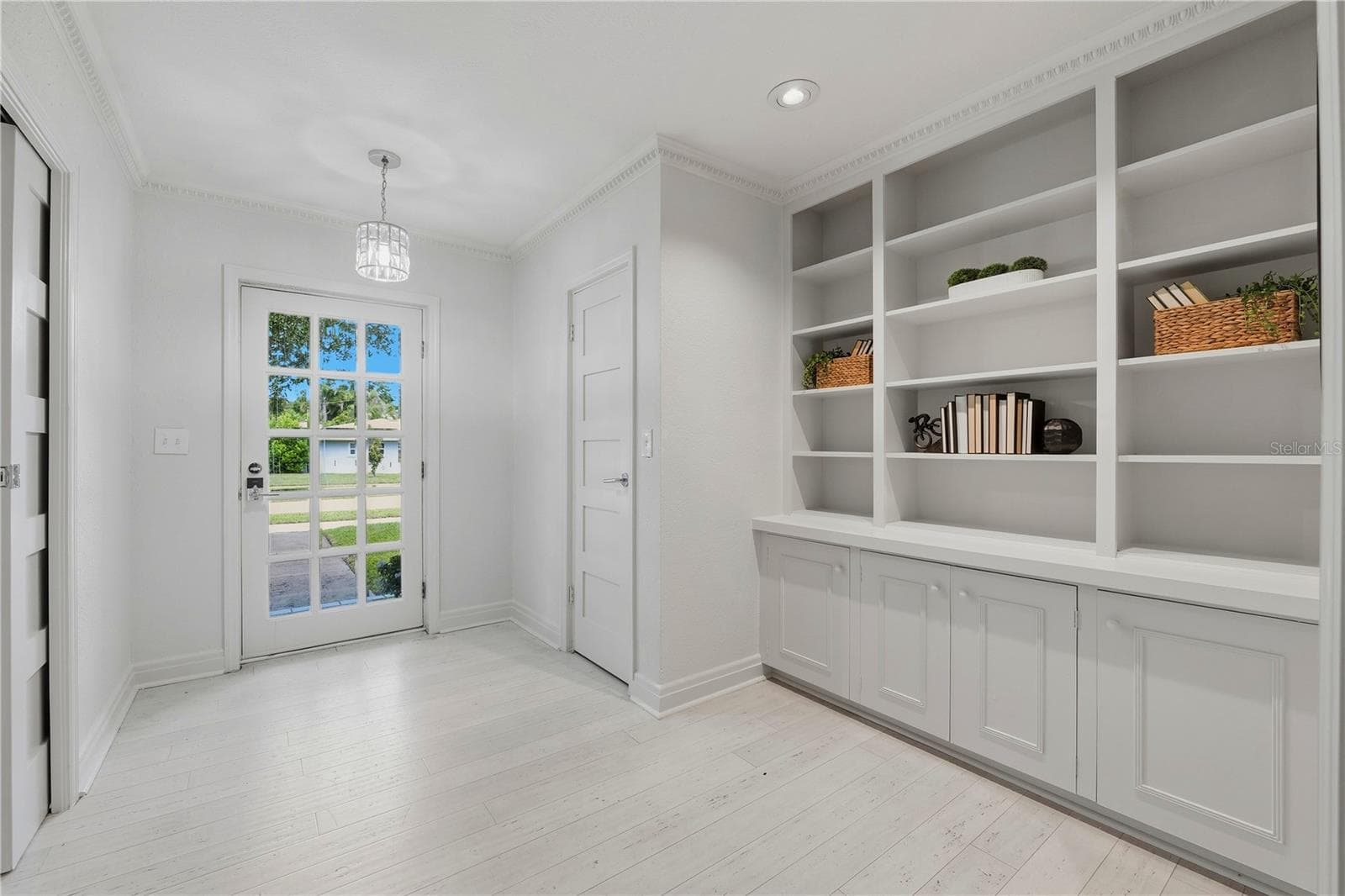 Single Family Residence at 1361 PINELLAS RD, BELLEAIR, photo 6 of 61