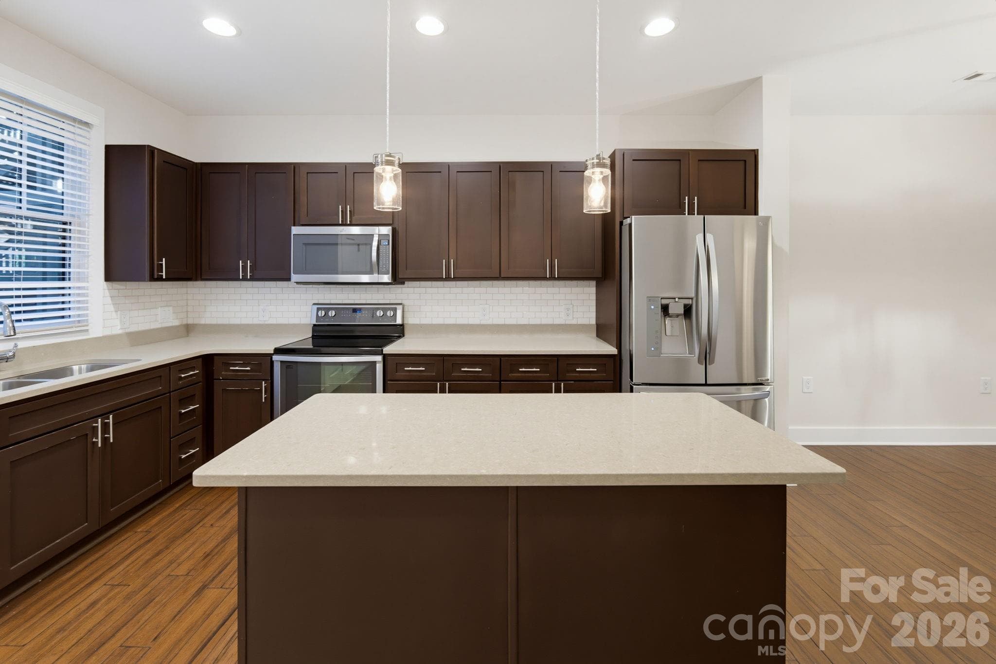 Condominium at 317 E Tremont Avenue, Charlotte, photo 7 of 36