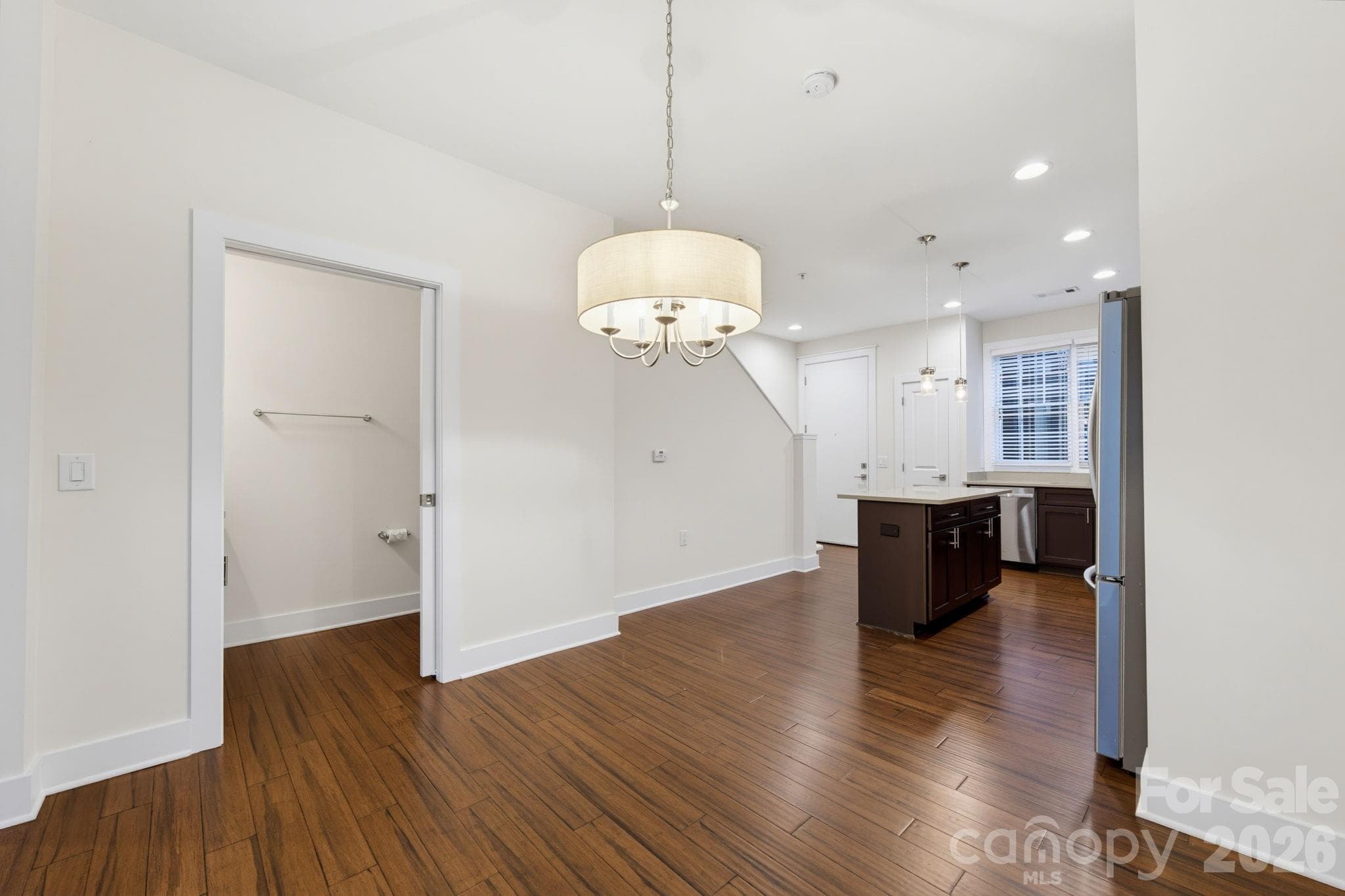 Condominium at 317 E Tremont Avenue, Charlotte, photo 12 of 36