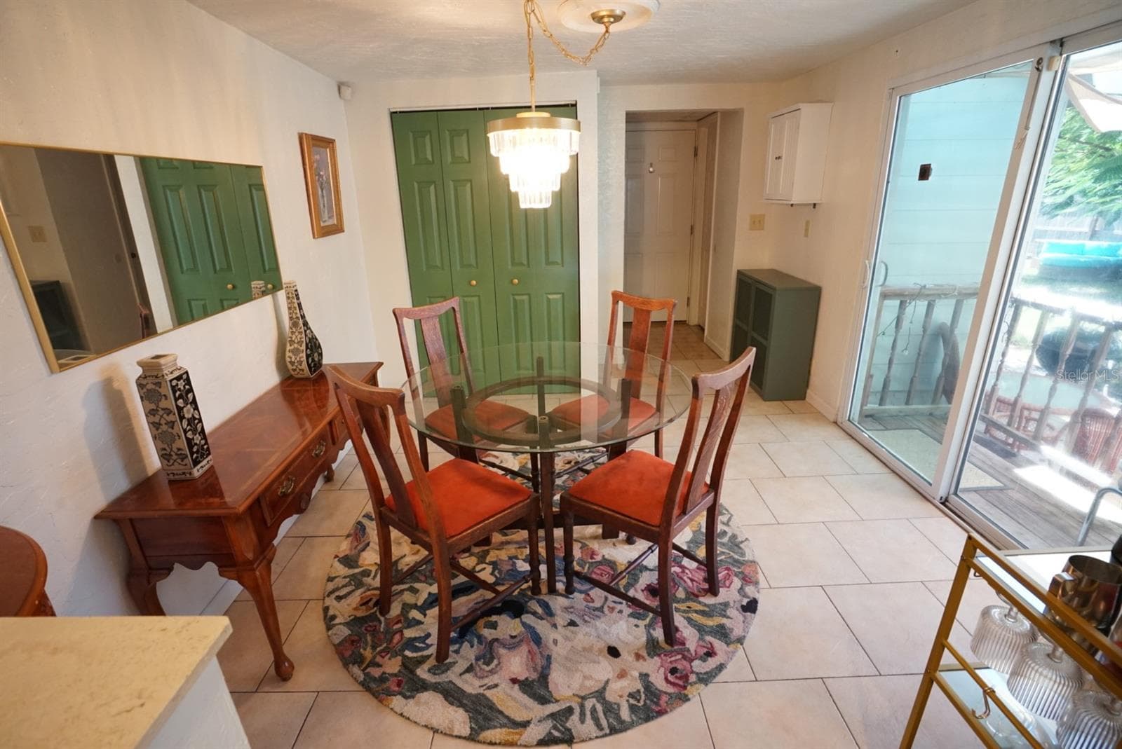 Single Family Residence at 145 NE LINCOLN CIR N, ST PETERSBURG, photo 17 of 51
