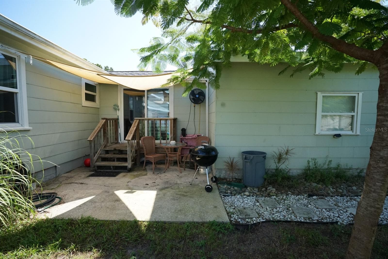 Single Family Residence at 145 NE LINCOLN CIR N, ST PETERSBURG, photo 39 of 51