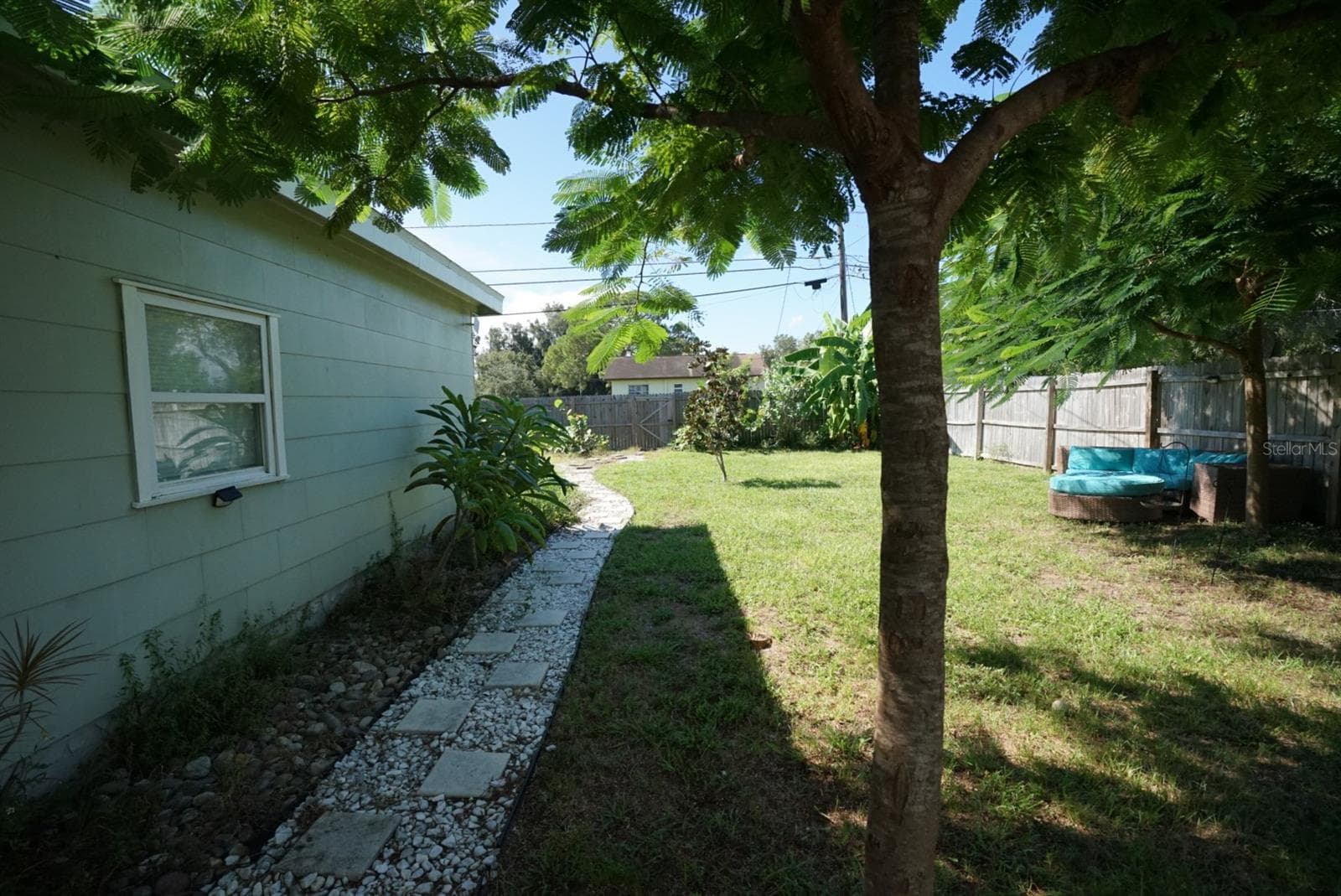 Single Family Residence at 145 NE LINCOLN CIR N, ST PETERSBURG, photo 47 of 51