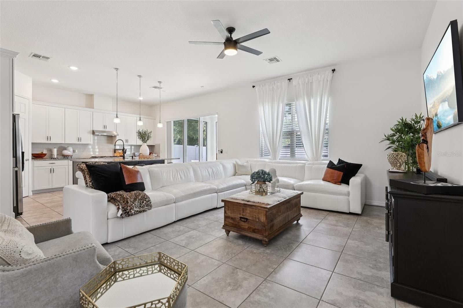 Single Family Residence at 2241 EMERALD SPRINGS DR, APOPKA, photo 9 of 15