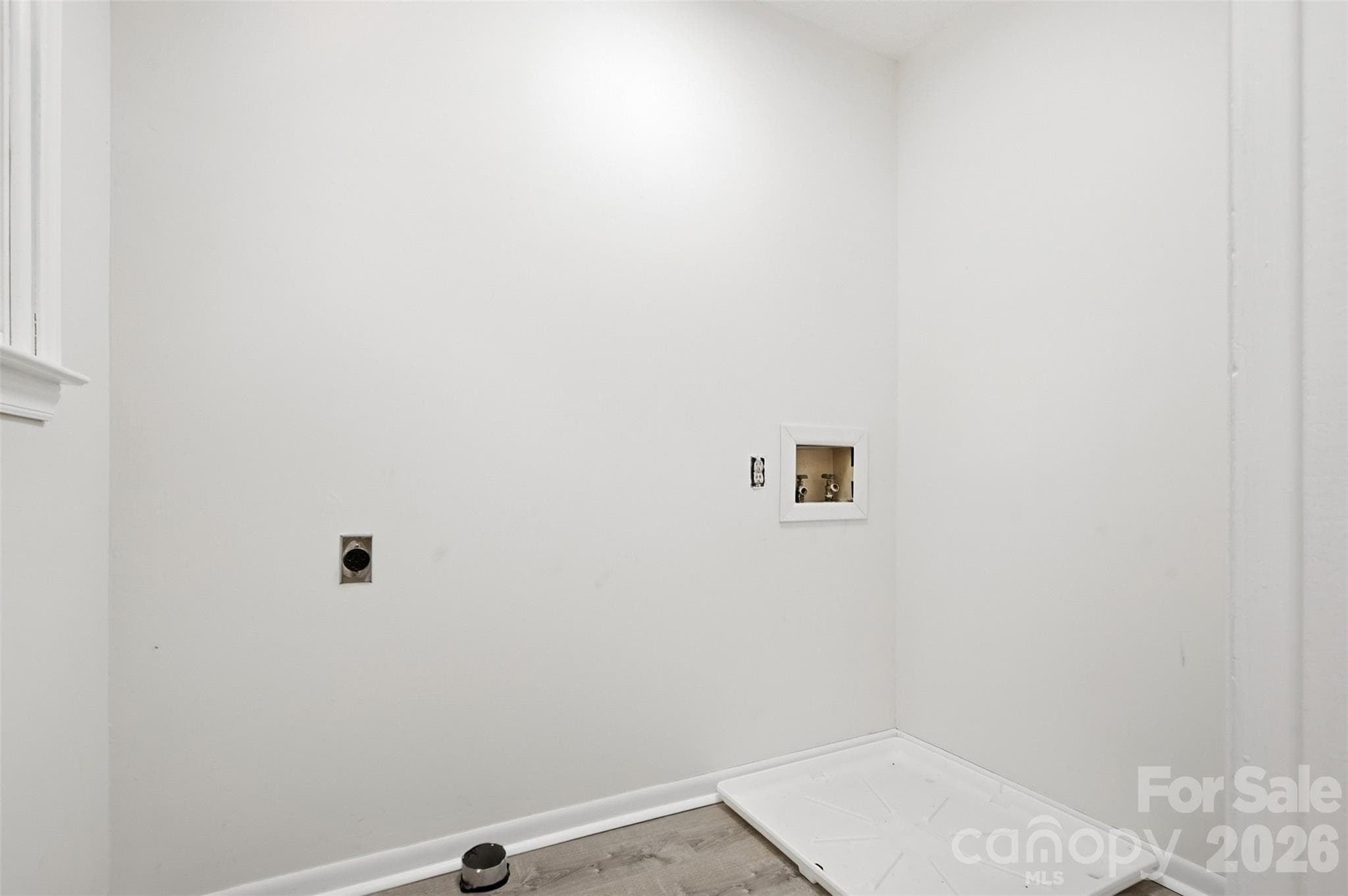 Laundry Room - 424 Holland Drive, Statesville