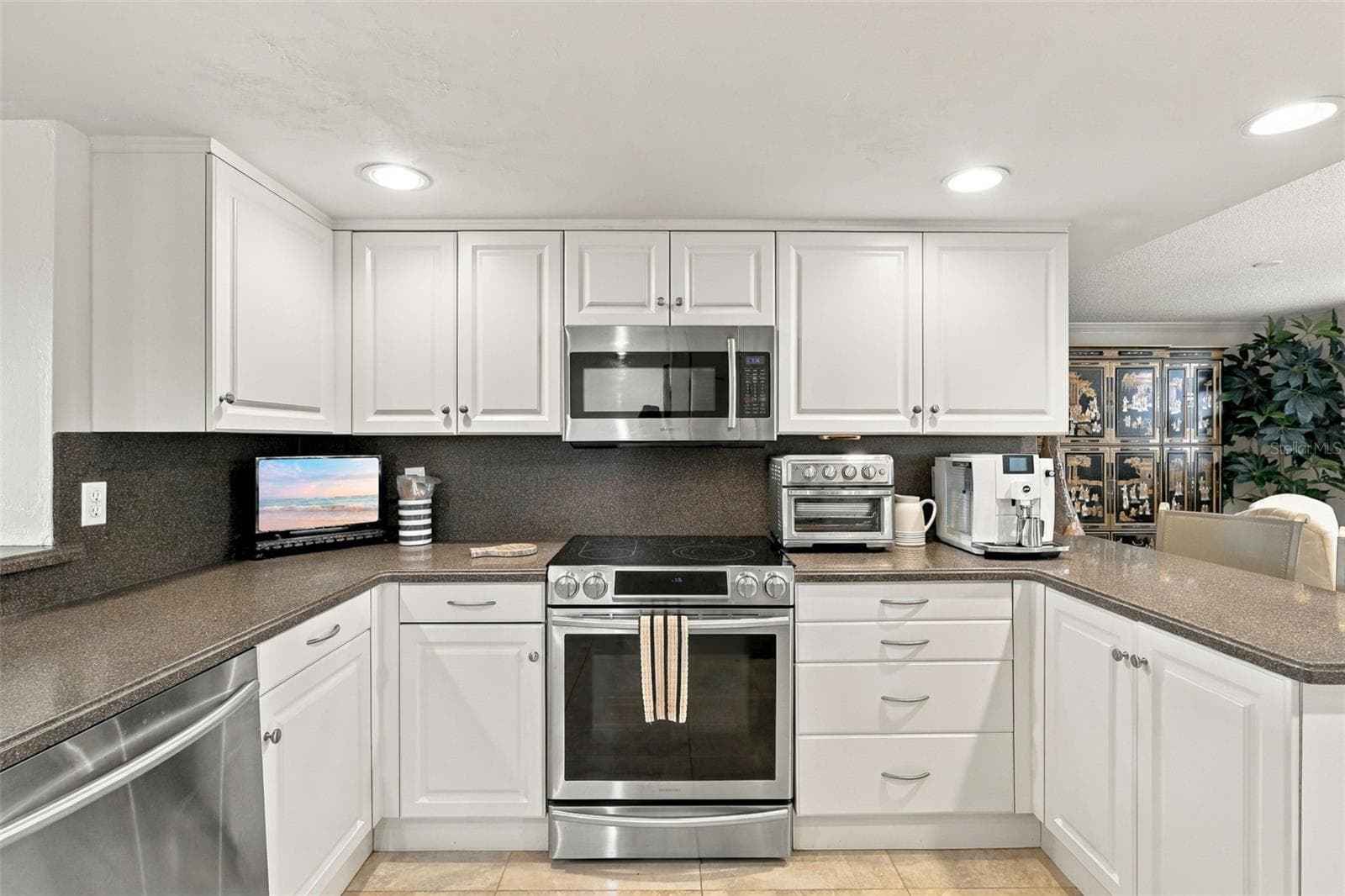 Condominium at 3 OCEANS WEST BLVD #7D7, DAYTONA BEACH SHORES, photo 9 of 71