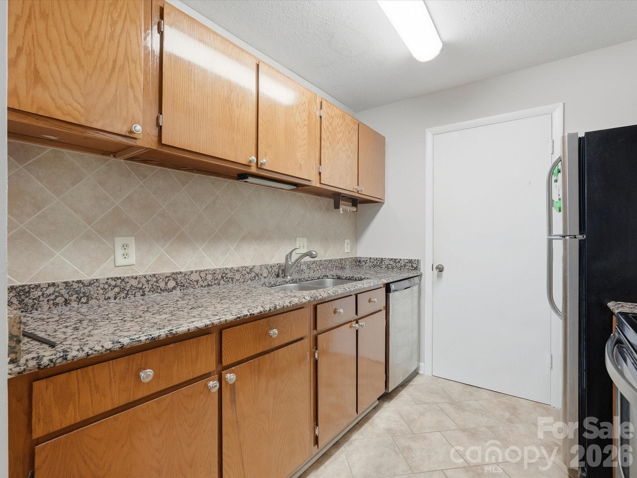 Condominium at 5024 Sardis Road, Charlotte, photo 15 of 36