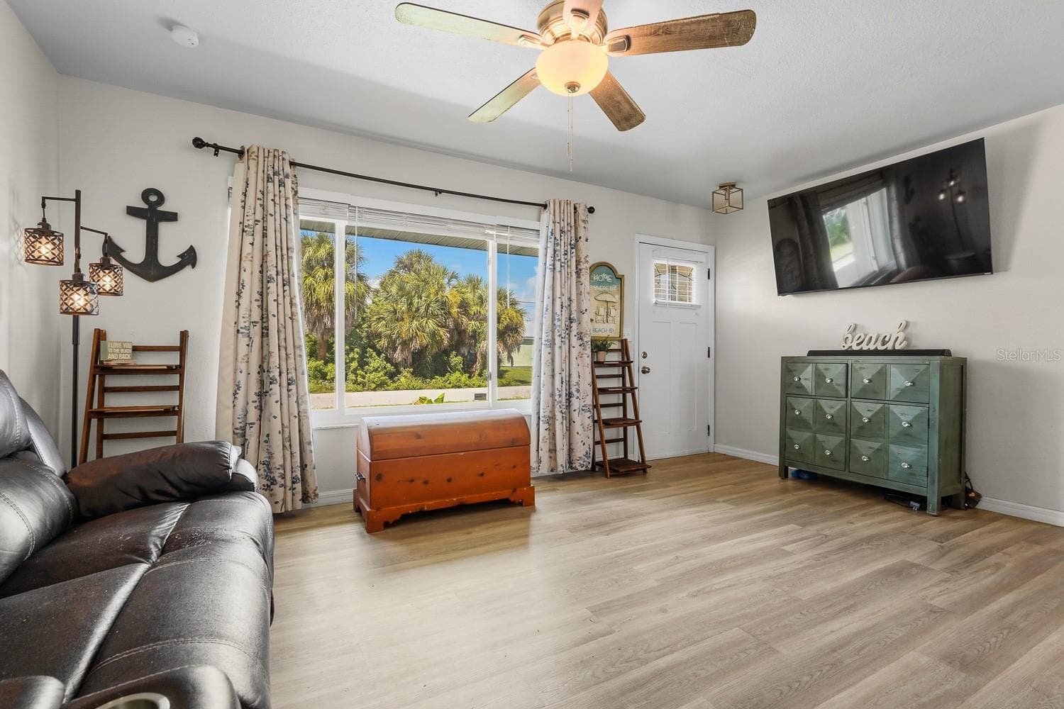 Single Family Residence at 18663 KERRVILLE CIR, PORT CHARLOTTE, photo 8 of 49