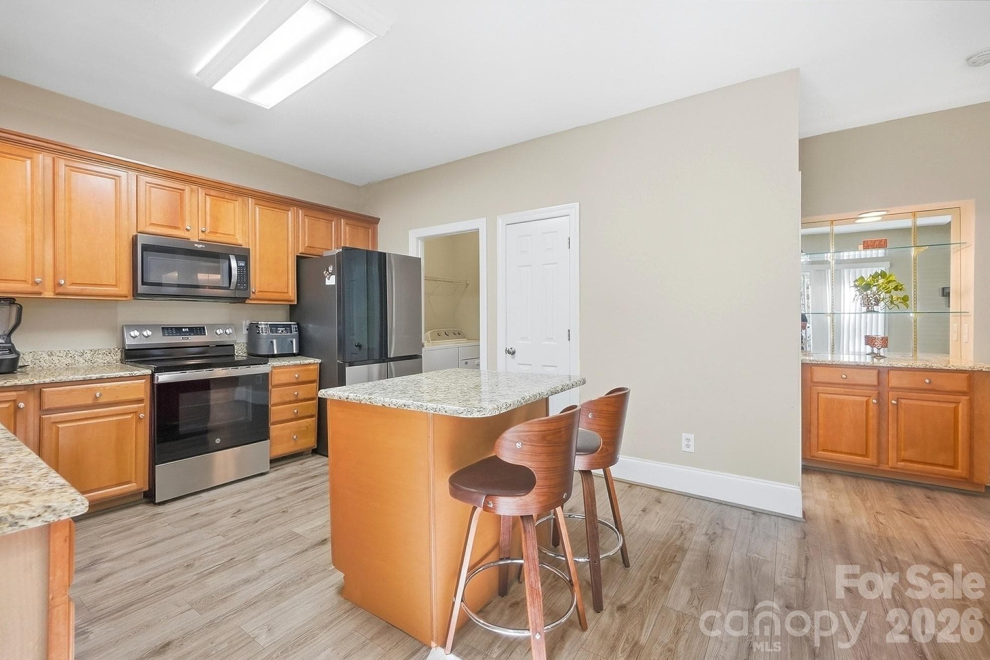 Single Family Residence at 14010 Wild Elm Road, Charlotte, photo 5 of 40
