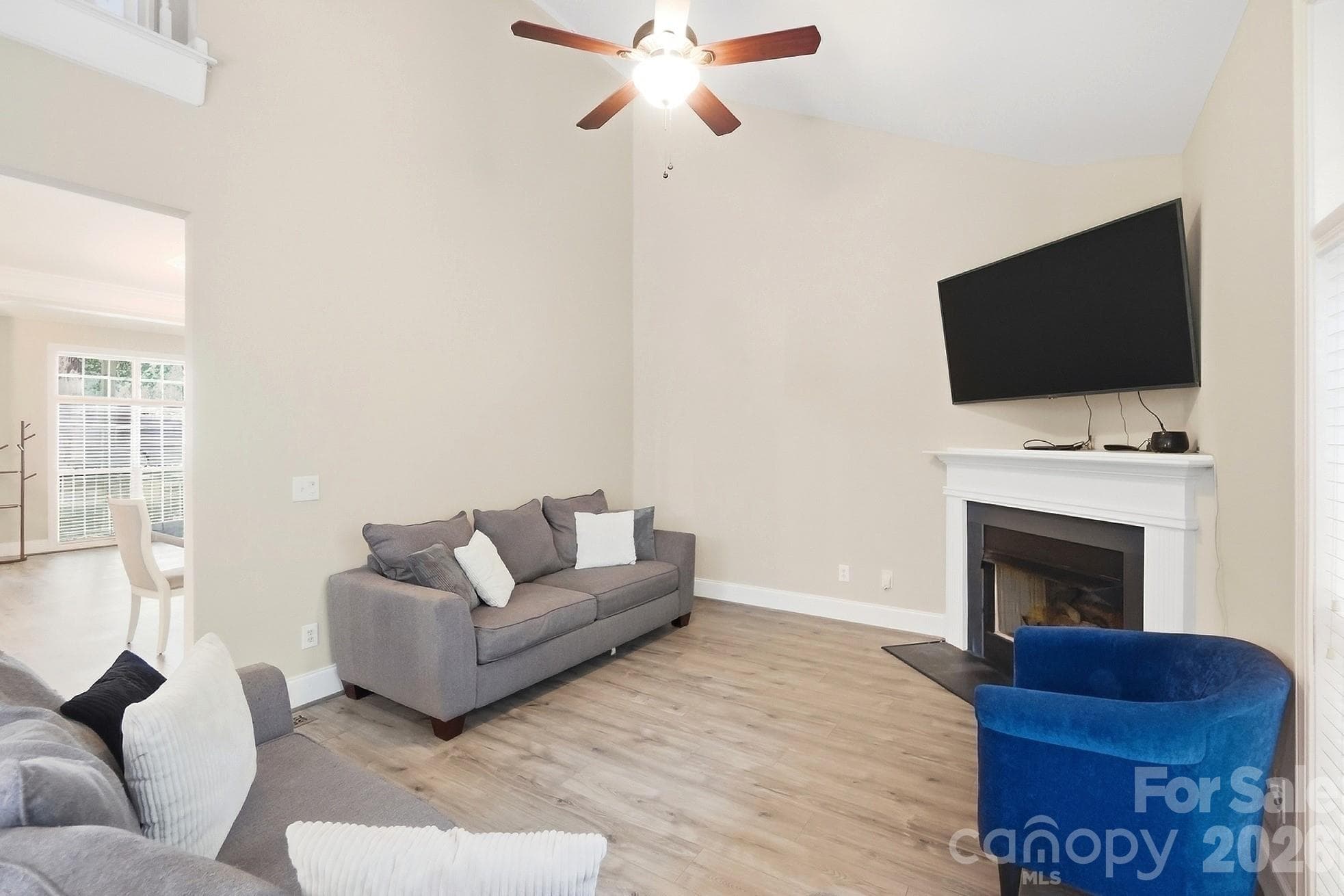 Single Family Residence at 14010 Wild Elm Road, Charlotte, photo 14 of 40