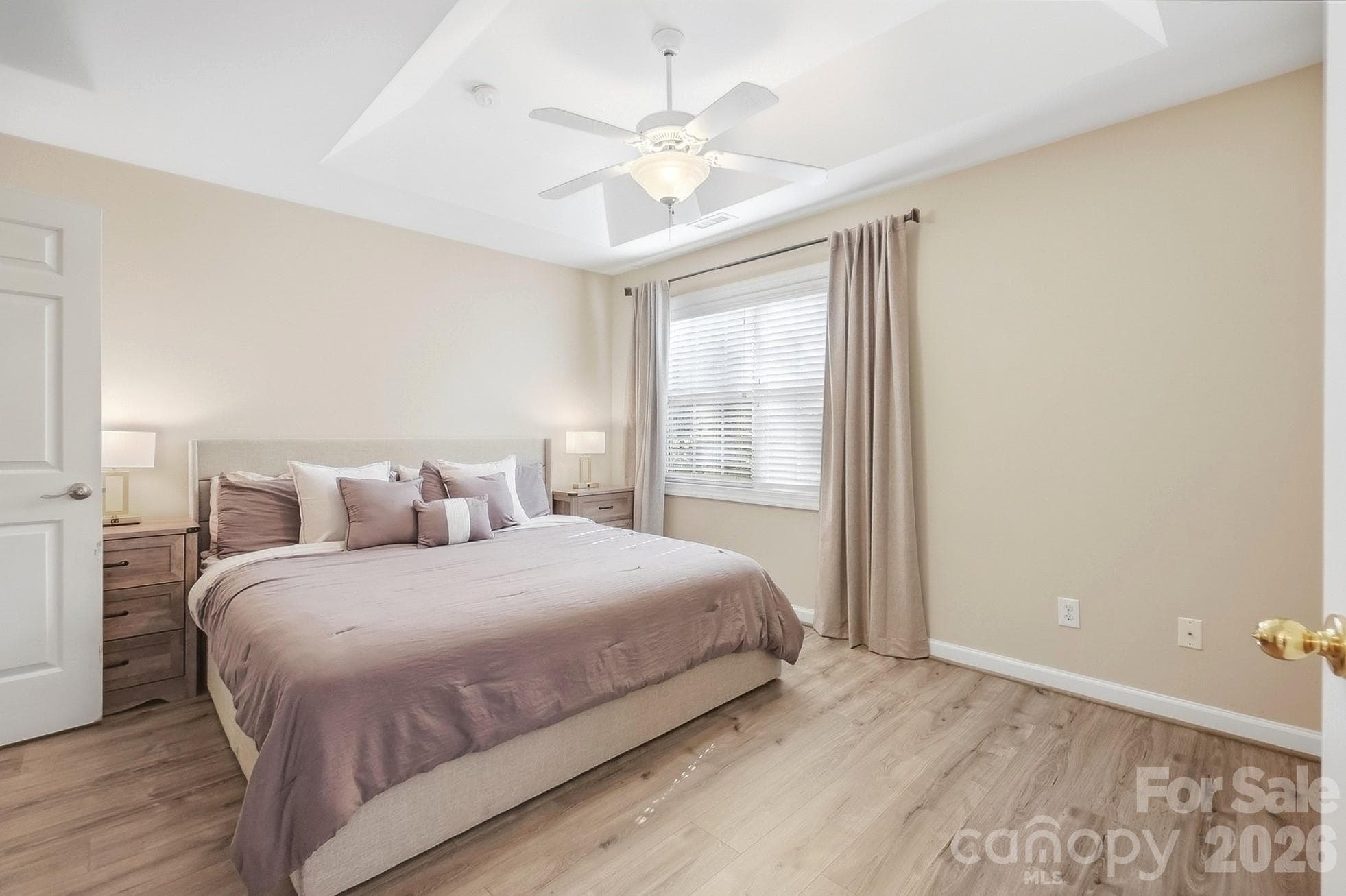 Single Family Residence at 14010 Wild Elm Road, Charlotte, photo 17 of 40