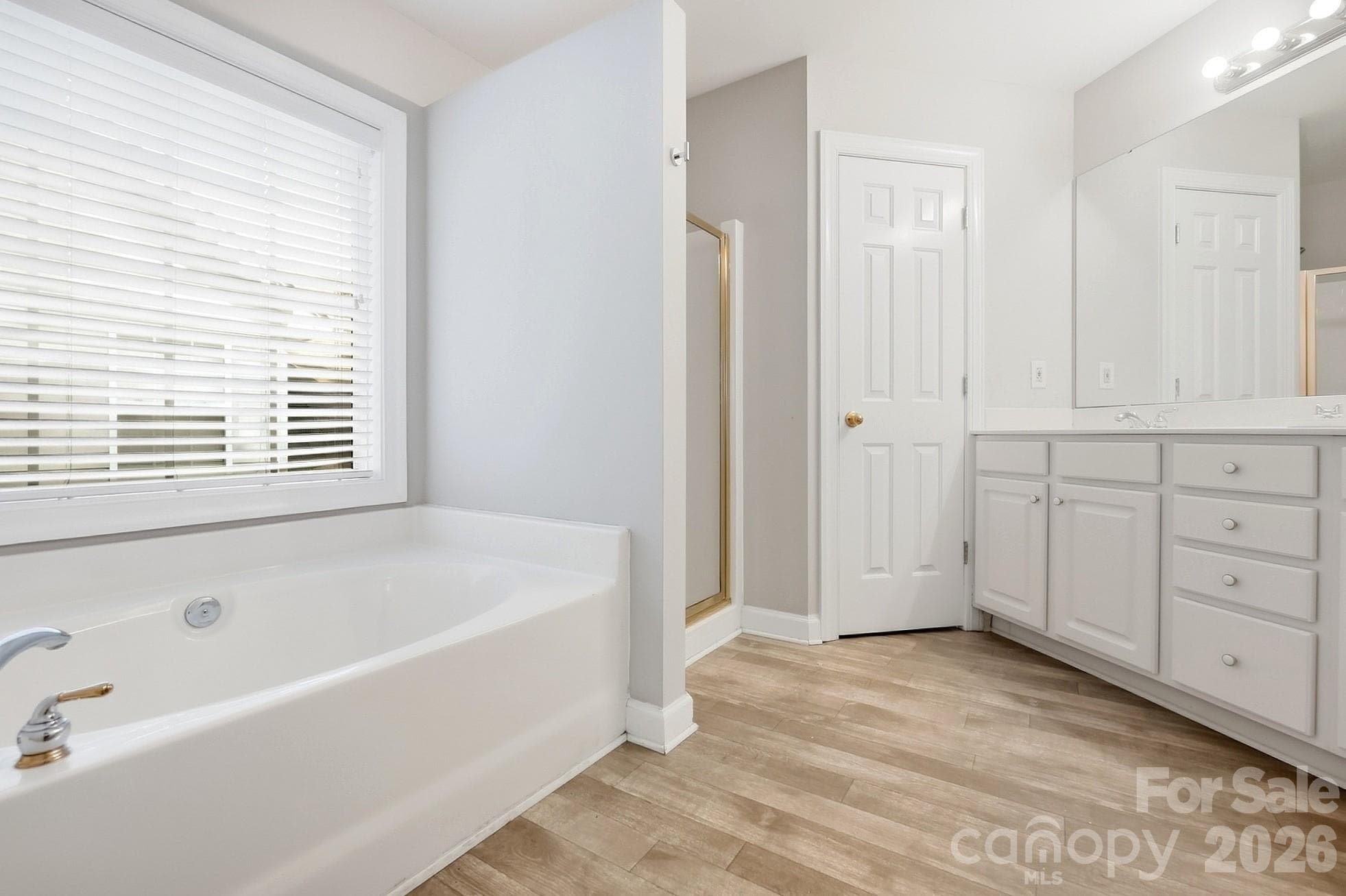 Single Family Residence at 14010 Wild Elm Road, Charlotte, photo 18 of 40