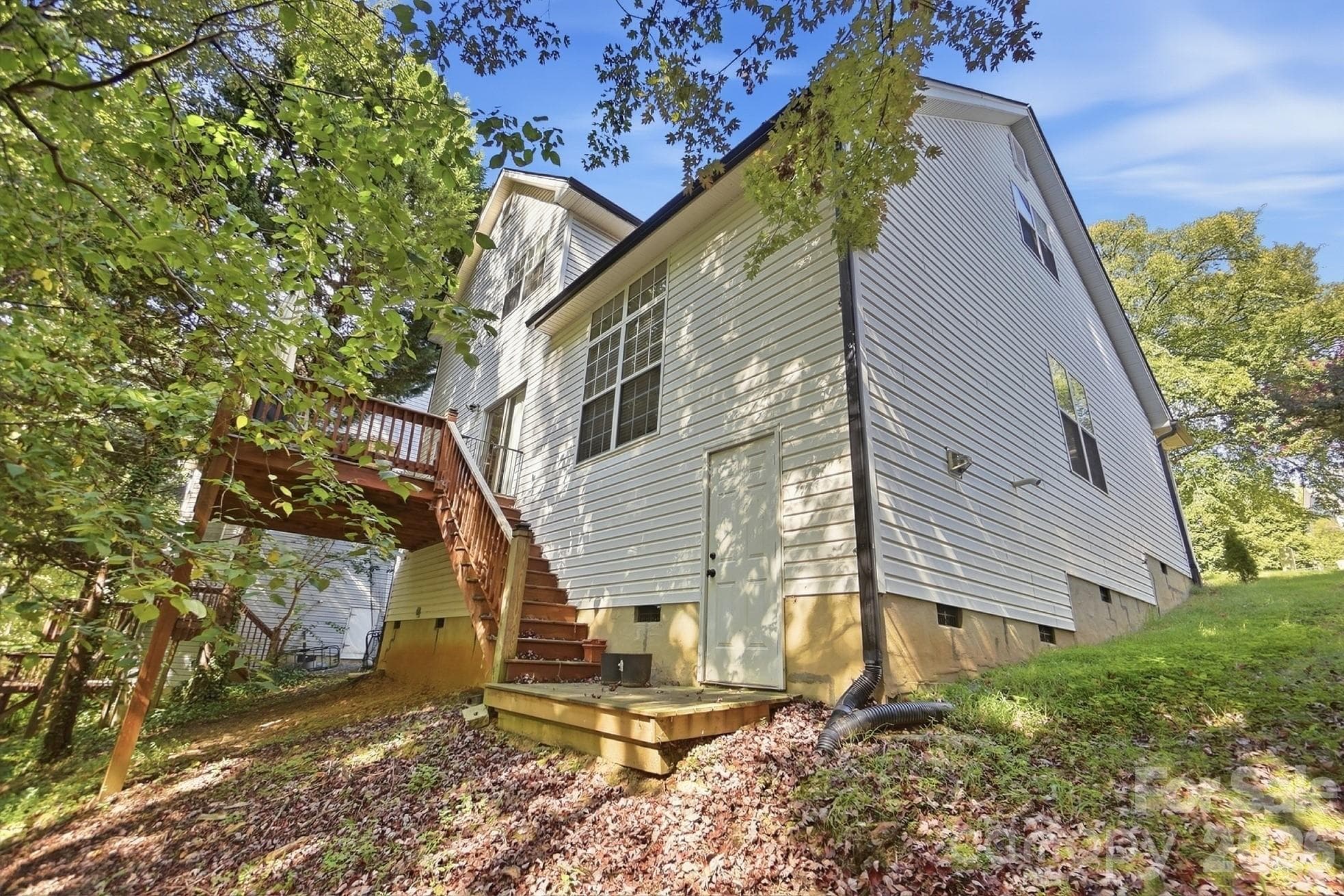 Single Family Residence at 14010 Wild Elm Road, Charlotte, photo 36 of 40