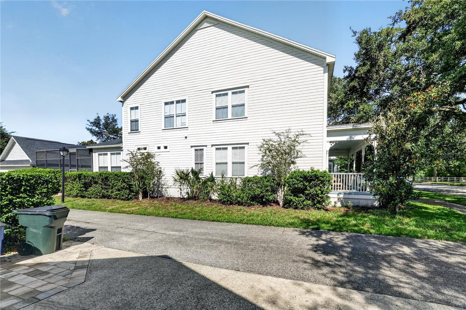 Single Family Residence at 902 WATERSIDE DR, CELEBRATION, photo 41 of 52