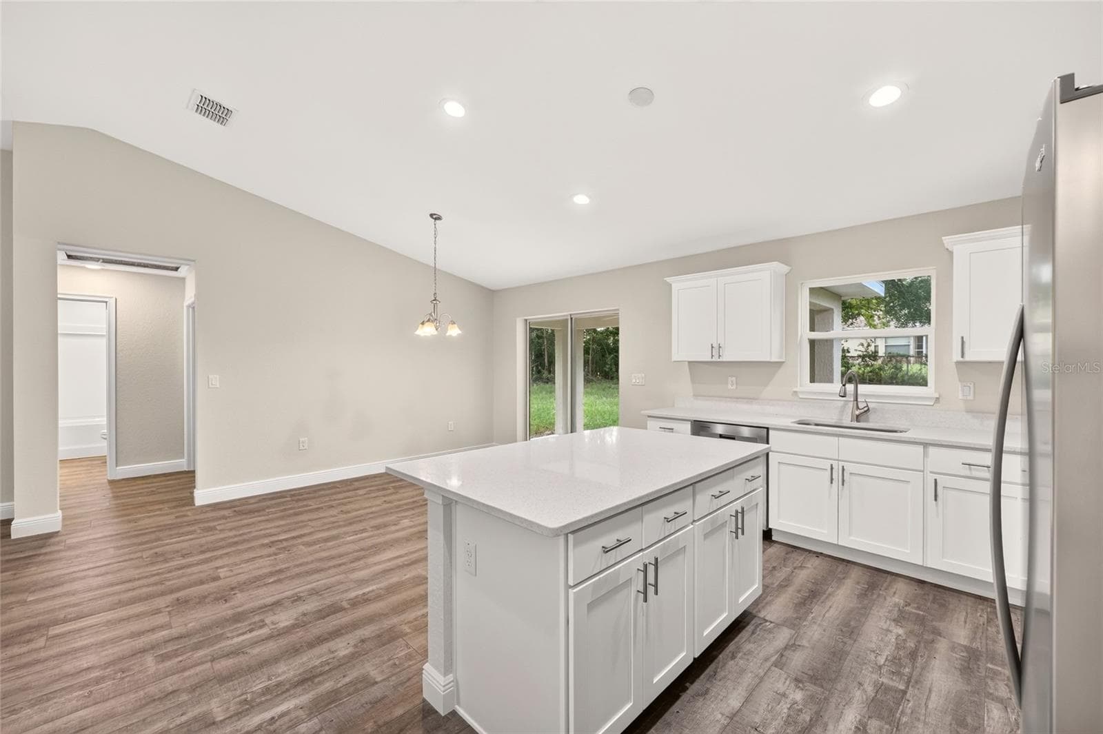 98 PECAN COURSE CIR