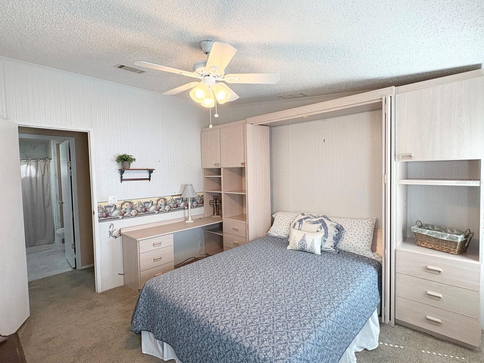 Built-in Desk area in bedroom 2 - 809 STARBOARD AVE, EDGEWATER
