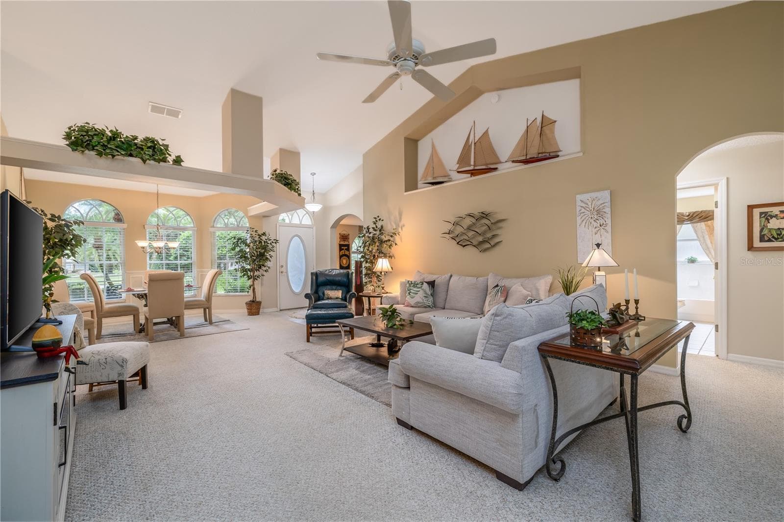 Living Room/Dining Room - 3626 MALLOW DR, ORMOND BEACH