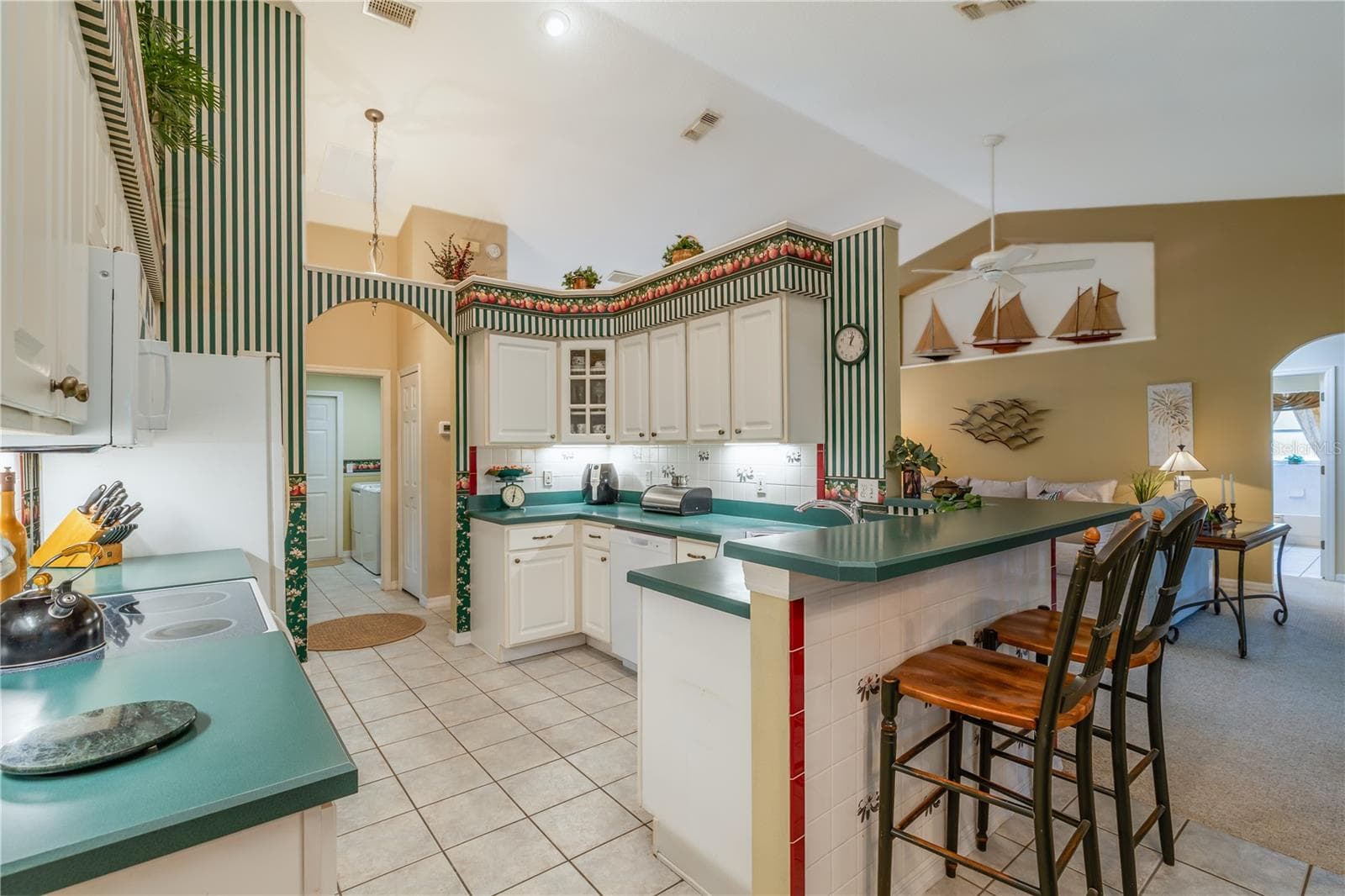 Kitchen - 3626 MALLOW DR, ORMOND BEACH