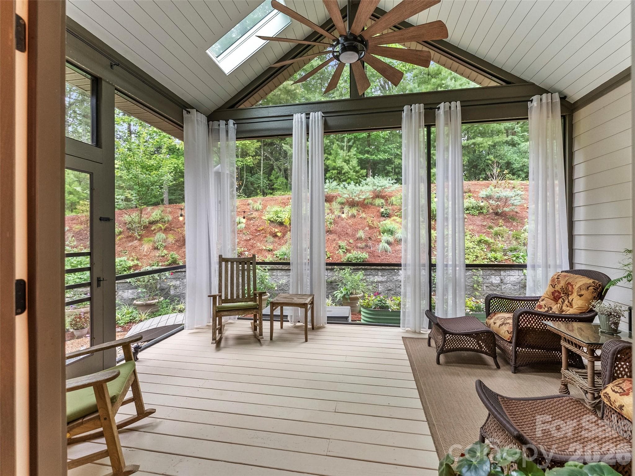 Single Family Residence at 151 Monarch Road, Hendersonville, photo 28 of 37
