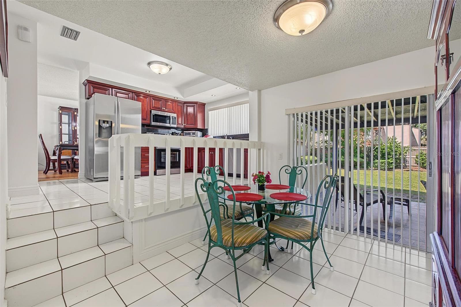 Single Family Residence at 8239 VASSAR CIR, TAMPA, photo 10 of 35