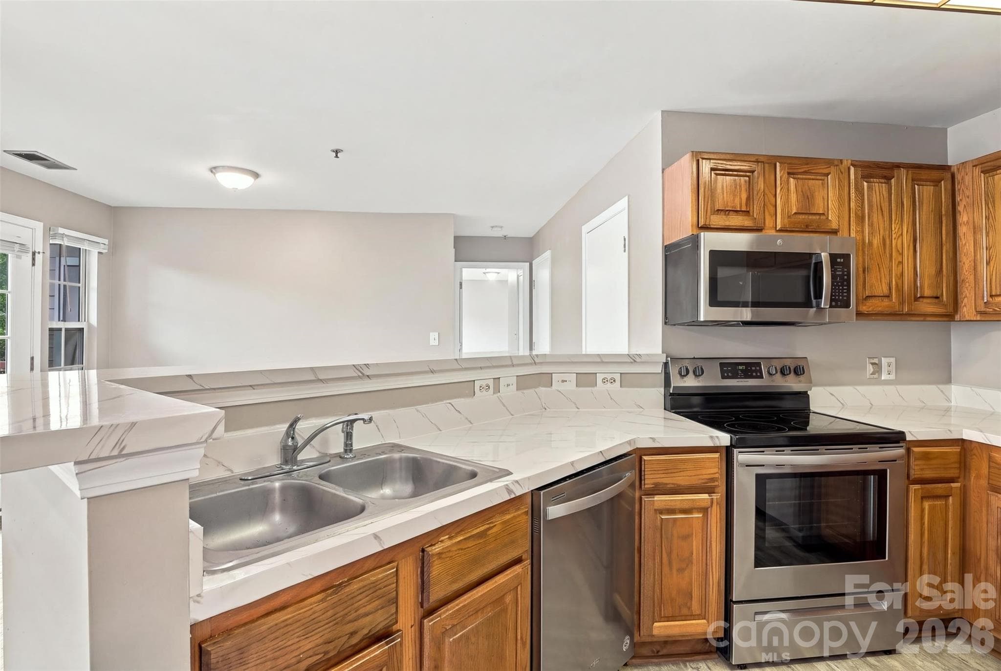 Kitchen - 9709 Campus Walk Lane, Charlotte
