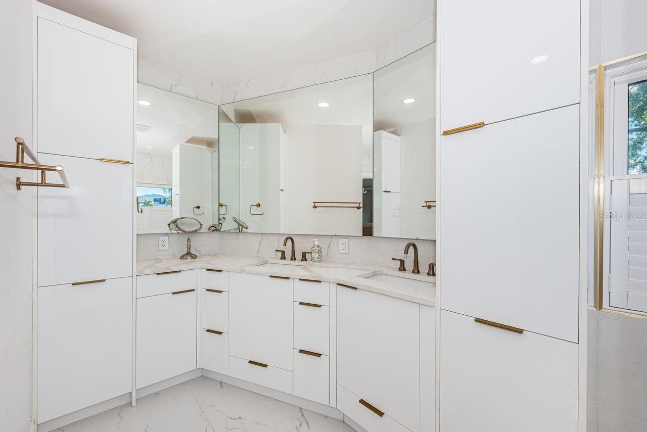 Primary bathroom with specialty lighting - 4280 13TH LN NE, ST PETERSBURG