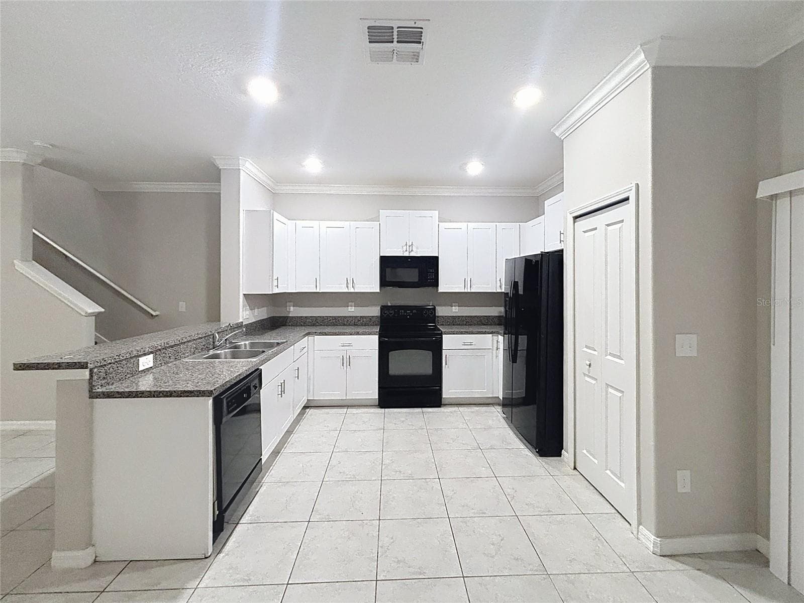 Townhouse at 1509 CASSIUS ST, LUTZ, photo 9 of 36