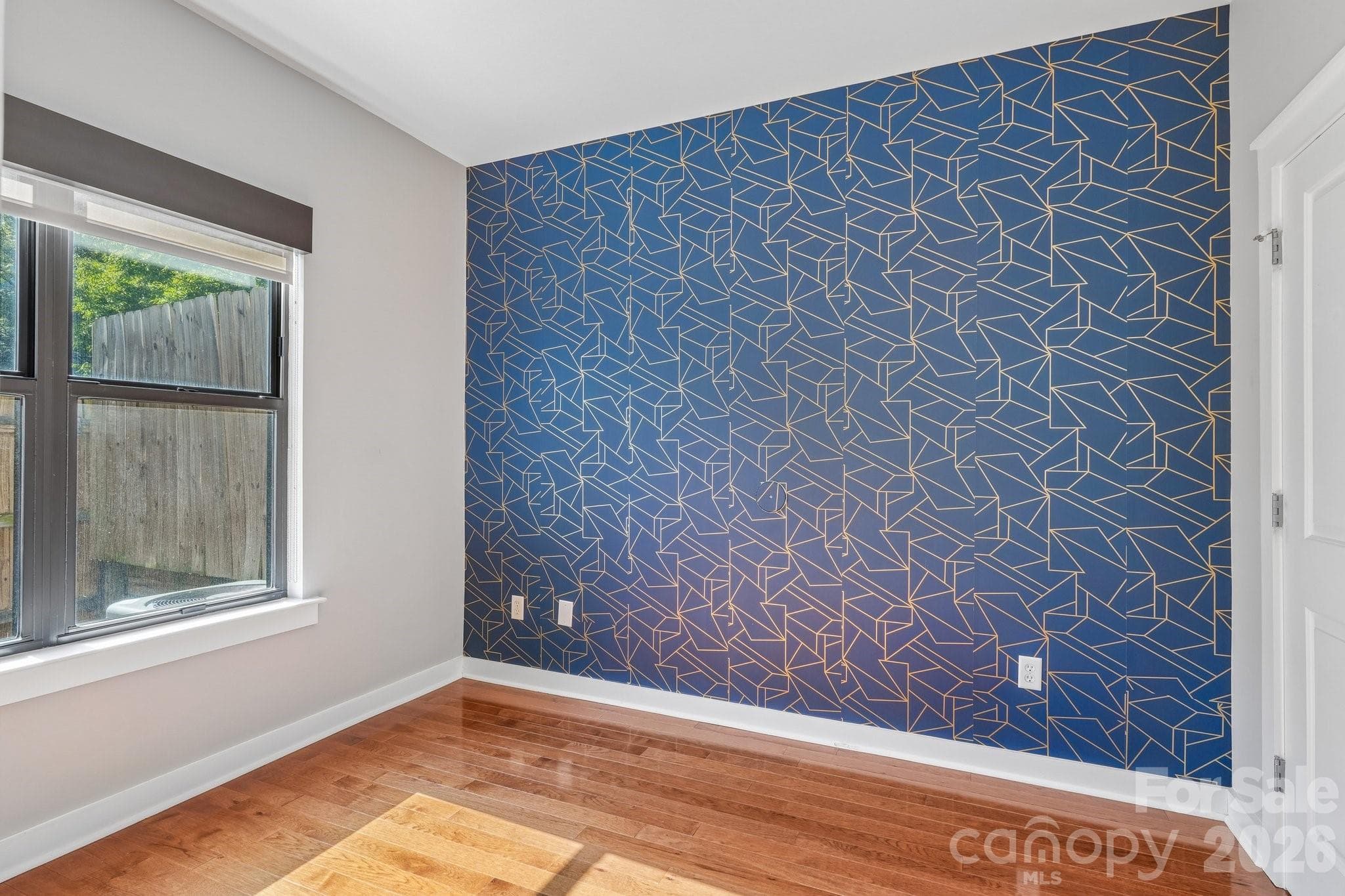 Condominium at 664 Garden District Drive, Charlotte, photo 16 of 47