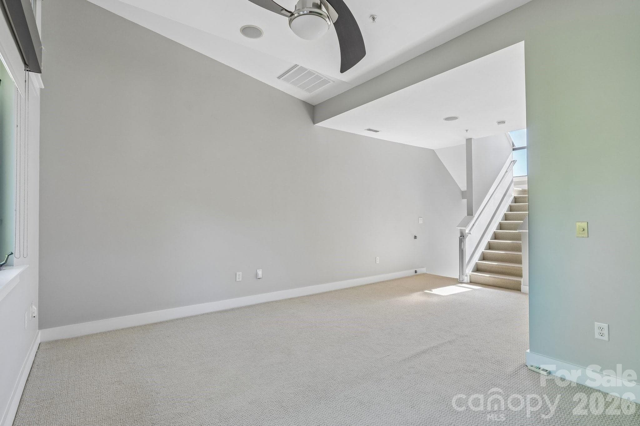 Condominium at 664 Garden District Drive, Charlotte, photo 25 of 47