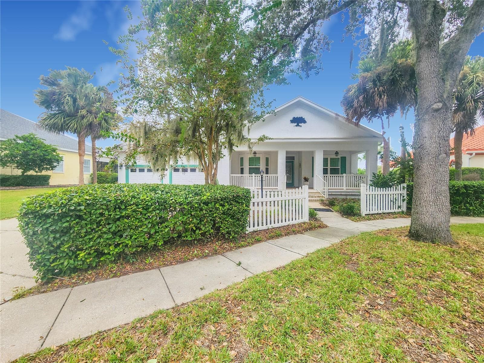 23 PELICAN CT