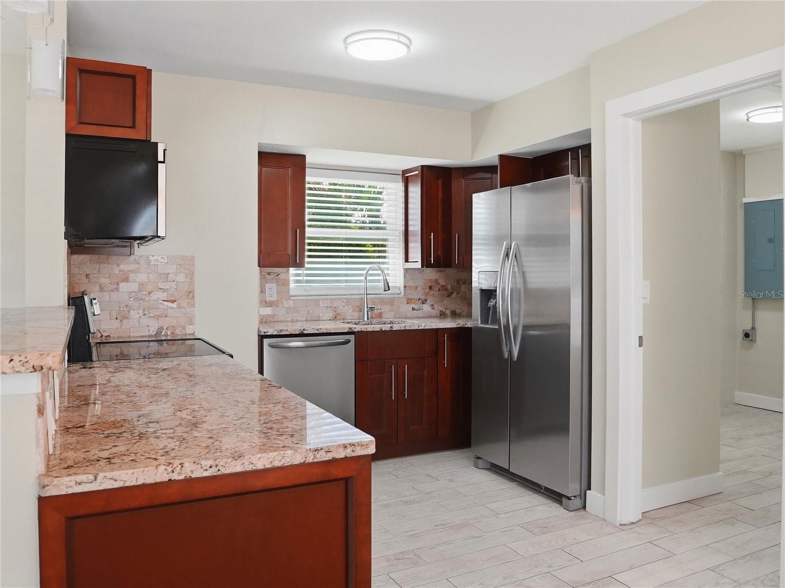 Single Family Residence at 6150 31ST AVE N, ST PETERSBURG, photo 9 of 37