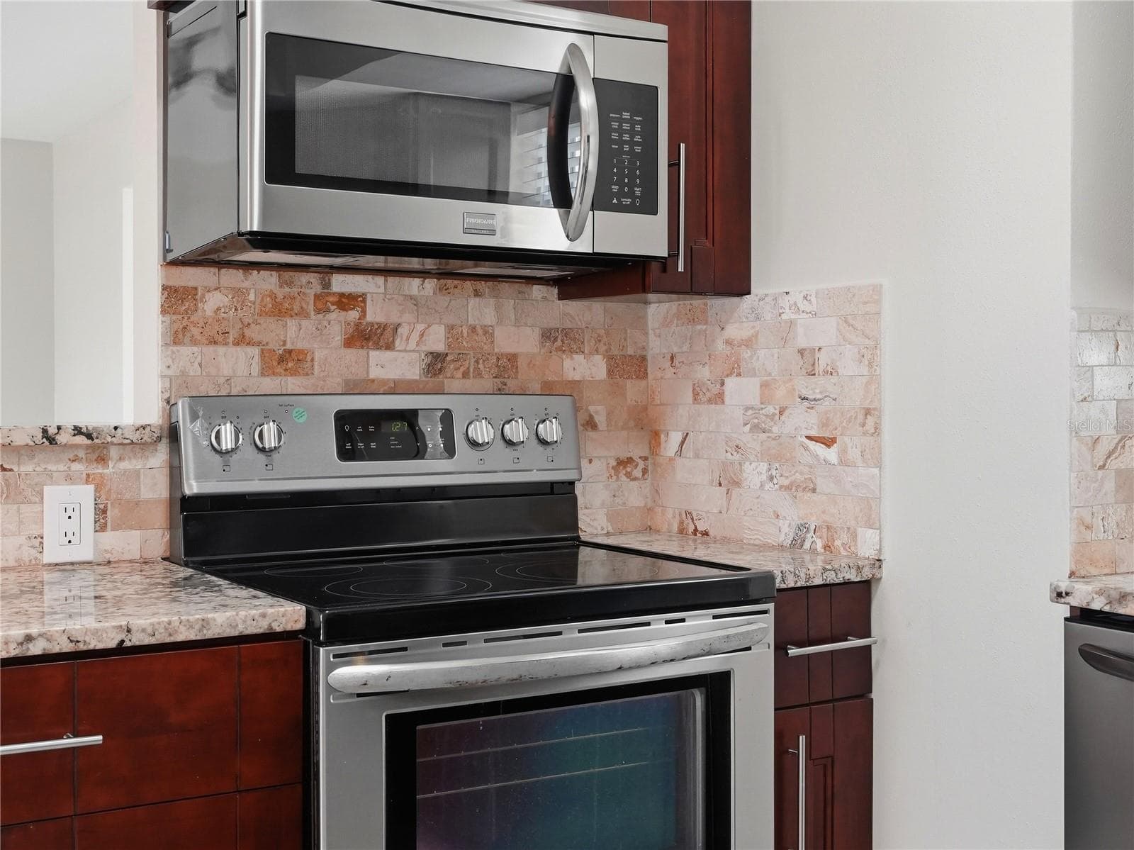 Single Family Residence at 6150 31ST AVE N, ST PETERSBURG, photo 12 of 37
