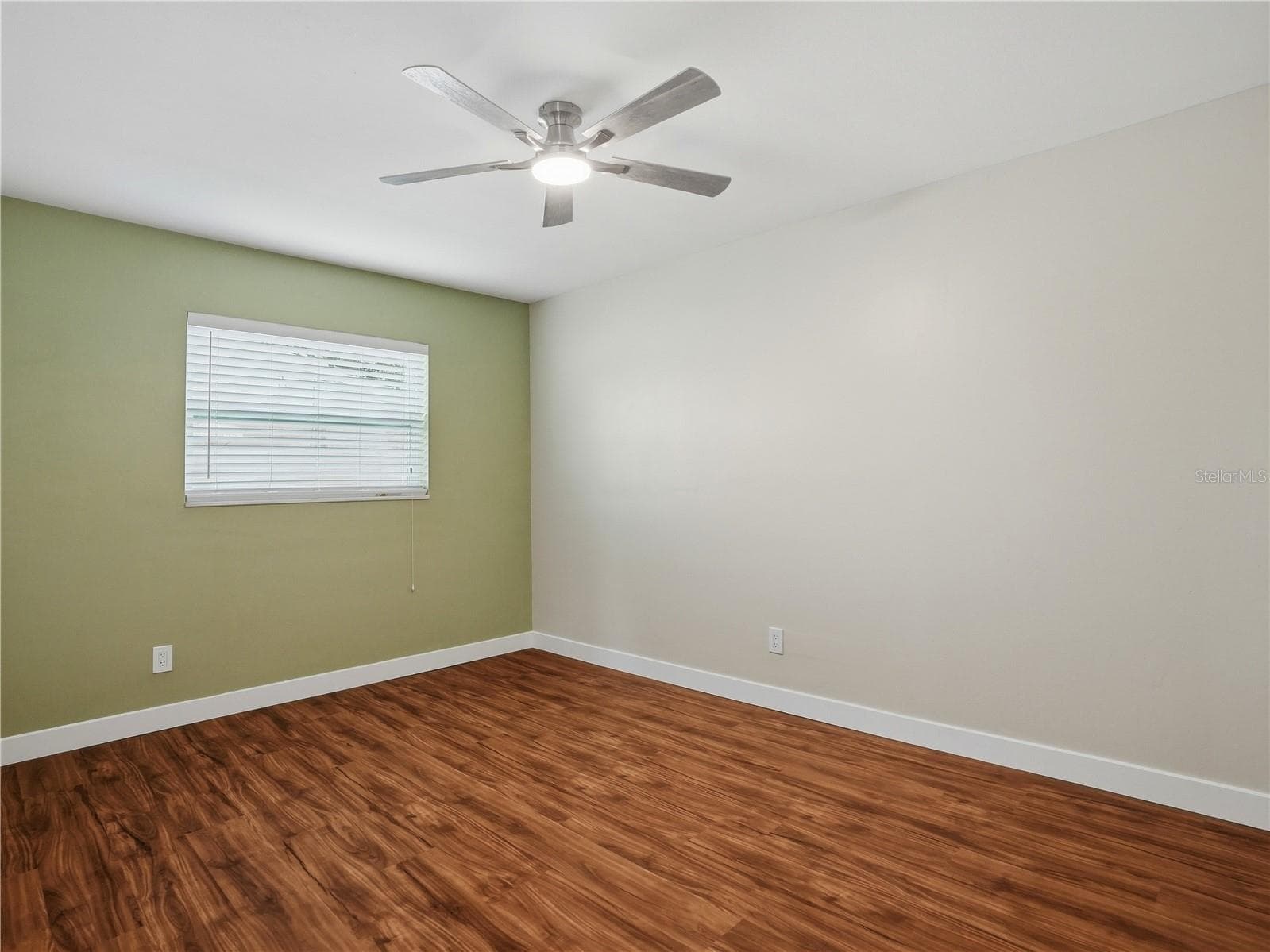 Single Family Residence at 6150 31ST AVE N, ST PETERSBURG, photo 20 of 37